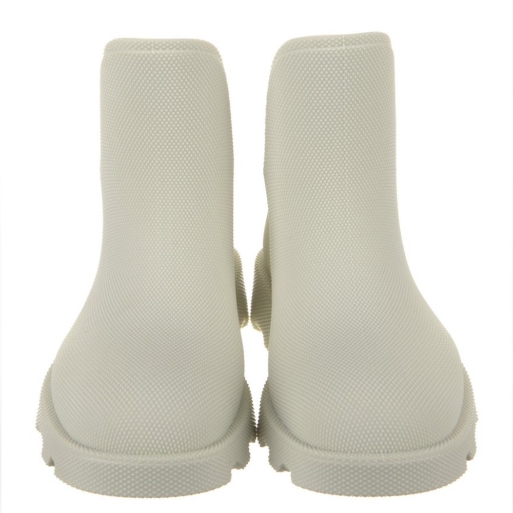 Burberry Rain Boots - Picture 2 of 5
